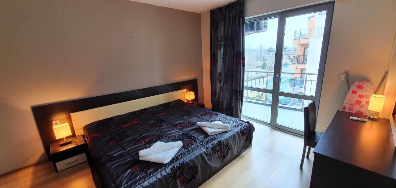 Apartament Cacao Residence Pantai Sunny Bagian luar foto