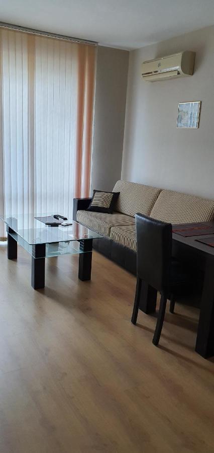 Apartament Cacao Residence Pantai Sunny Bagian luar foto
