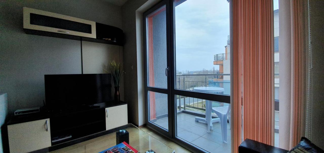 Apartament Cacao Residence Pantai Sunny Bagian luar foto