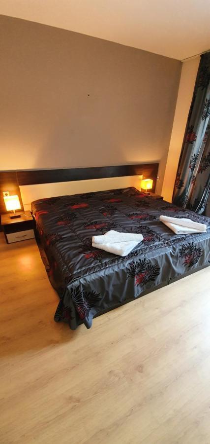 Apartament Cacao Residence Pantai Sunny Bagian luar foto