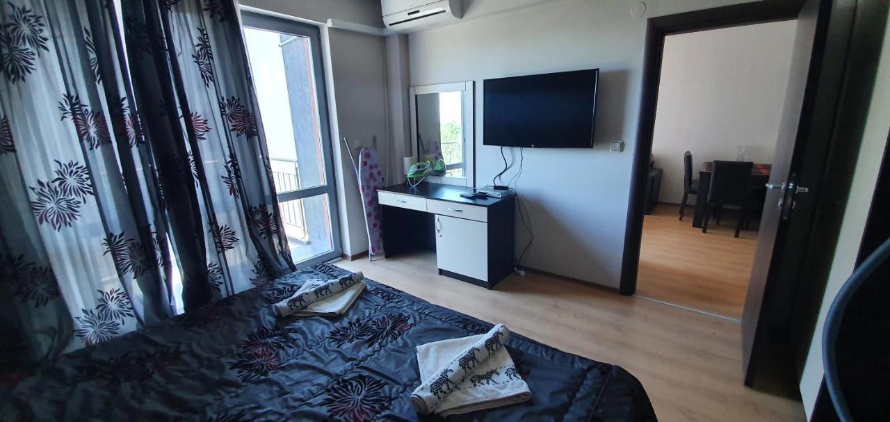 Apartament Cacao Residence Pantai Sunny Bagian luar foto